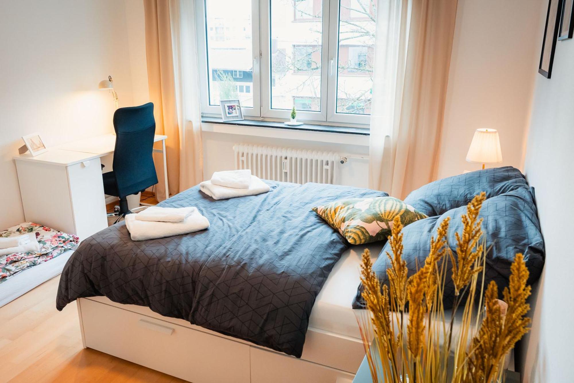 N2 Centrally Located 3-Room Apartment With Balcony Or Individual Rooms Karlsruhe Exterior foto